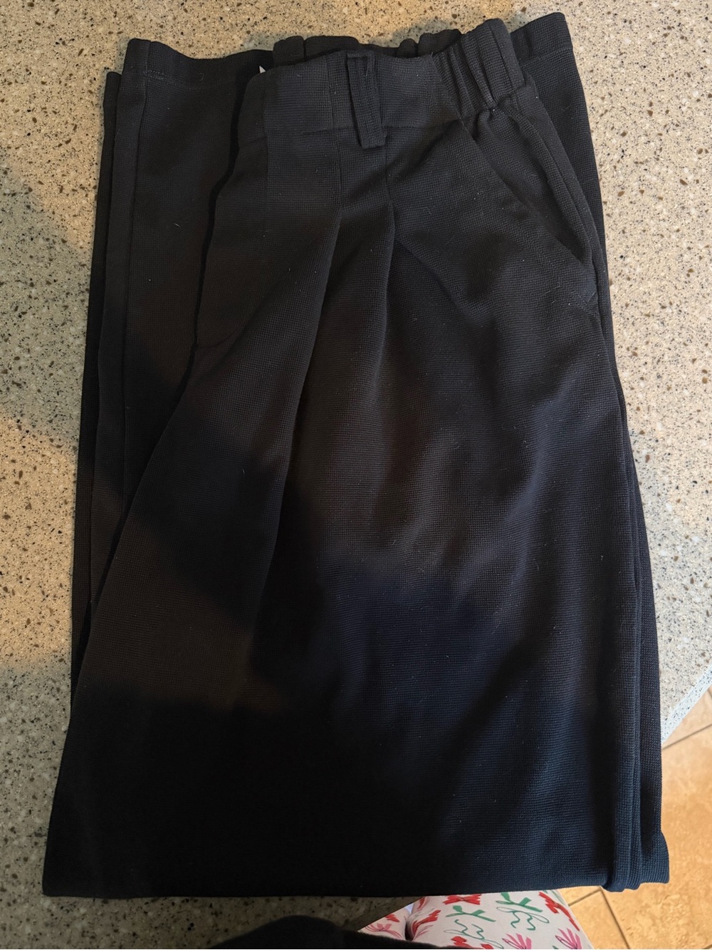 HALARA Black Ribbed High-Waist Trousers